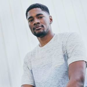 Meet your Posher, Eli